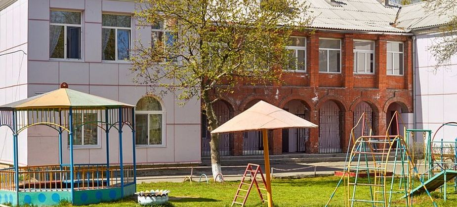 Помогите! Детям, проживающим в противотуберкулезном детсаду, не хватает верхней одежды и обуви