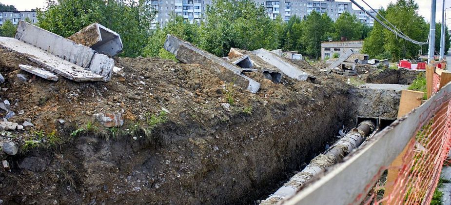 «Я за нее плачу и хочу пользоваться». Жители Заречного района жалуются, что горячая вода... холодная