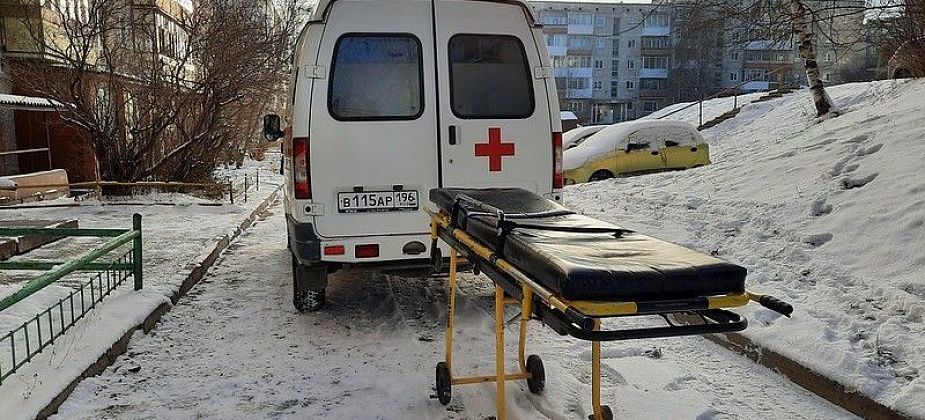 «Даже не хватает и 400 тысяч рублей». Медики озвучили, сколько стоит лечение одного больного ковидом