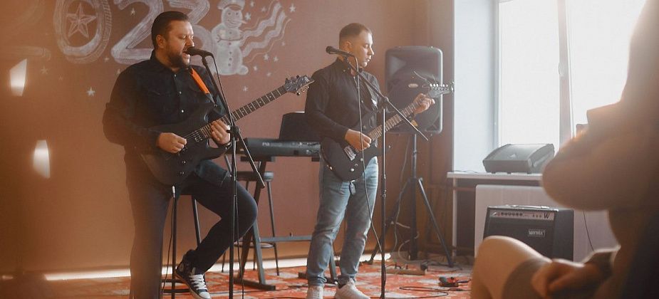 В городе состоялся квартирник, посвященный Дню защитника Отечества
