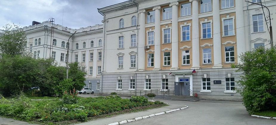 В больнице запустили линию лабораторных анализаторов. Врачи получили возможность быстрой диагностики критических состояний