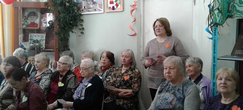 В одном из старейших библиотечных клубов провели праздник, посвященный женщинам