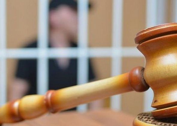 Горожанин, который побил продавца, застукавшего его за хищением, будет трудиться