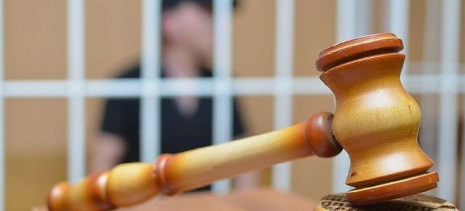 Горожанин, который побил продавца, застукавшего его за хищением, будет трудиться