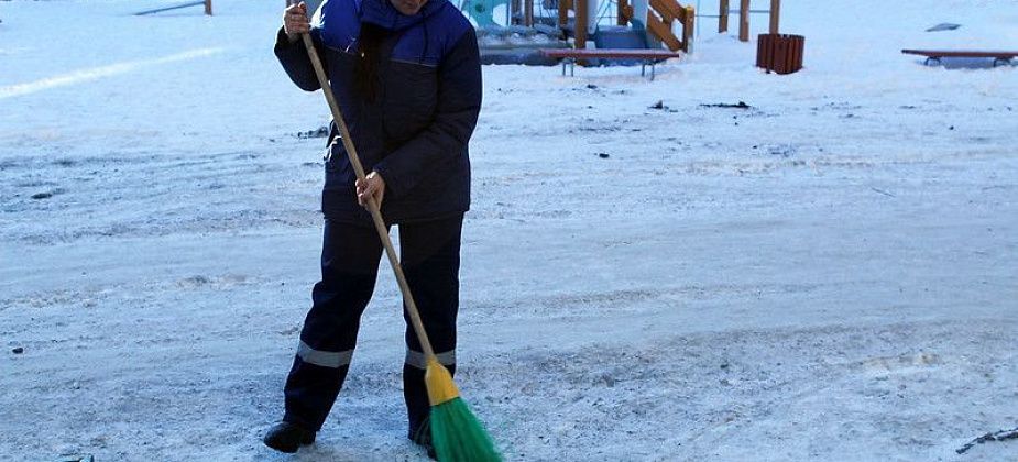 Человека труда сейчас мало кто уважает? 