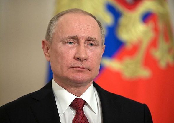 Путин поручил правительству к 1 июня представить план восстановления экономики