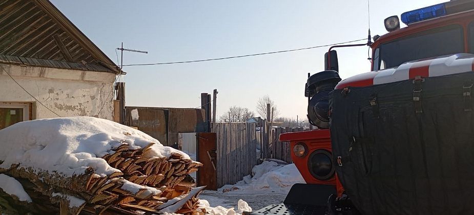 Этим утром на Суходойке горели частный дом и баня