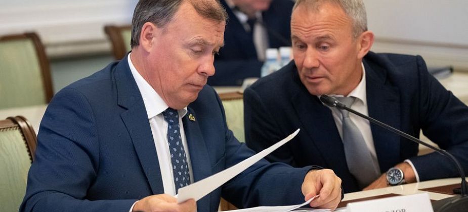 Евгений Куйвашев инициировал продление действия льгот по транспортному налогу для международных автоперевозчиков