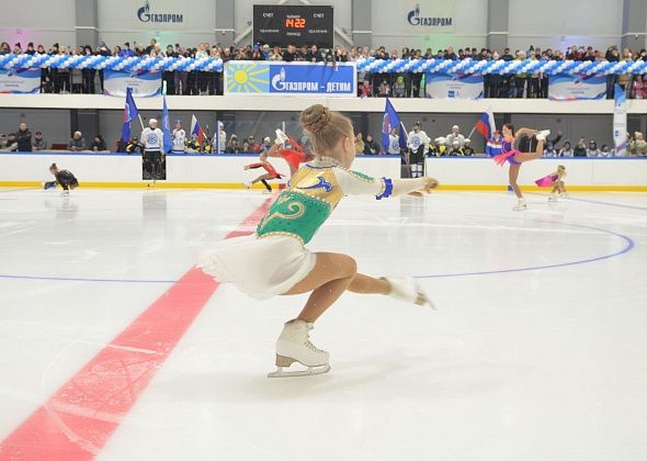 В декабре горожане смогут кататься на коньках в ФОКЕ. Сейчас там тренируются спортсмены