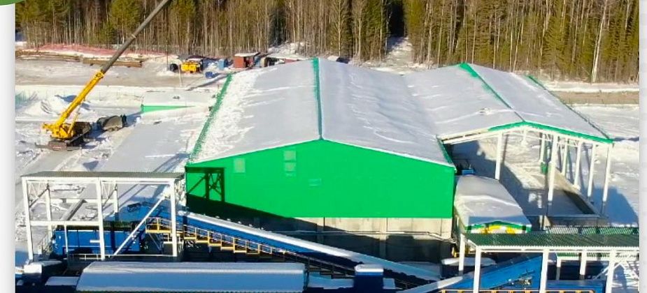 На мусоросортировочном заводе будут работать 150 человек. Он уже построен