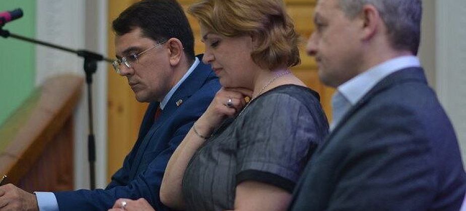 Грамотой Думы наградят социальных работников и сотрудников фонда поддержки предпринимательства