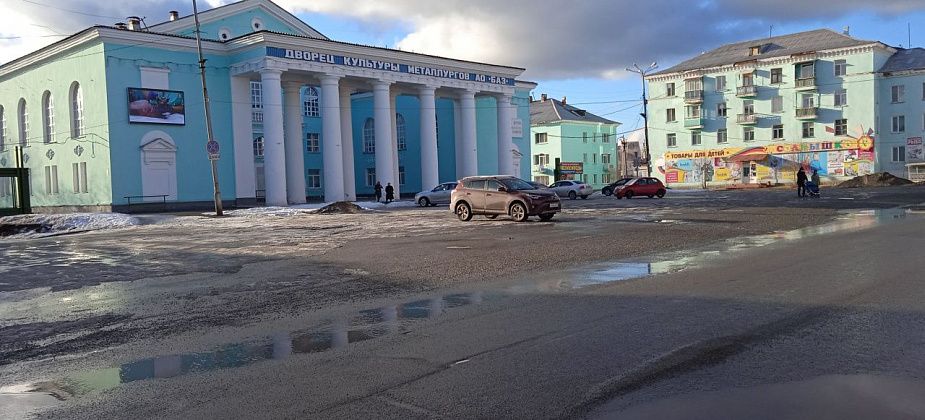 В Краснотурьинске на два месяца закроют движение через перекресток у ДК БАЗа
