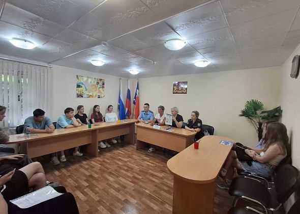 Дети встретились с представителями ведомств 
