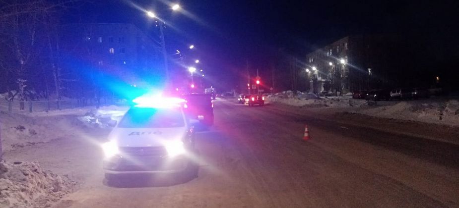 У школы №1 сбили повара. Она переходила дорогу в неположенном месте