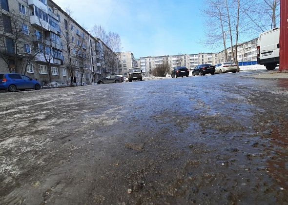 «Самая жесть была пару дней назад». Несмотря на потепление, читатели жалуются на гололед