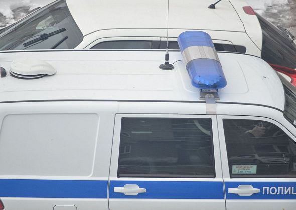 Двоих горожан наказали за грабеж. Они вынесли из магазина бутылку коньяка