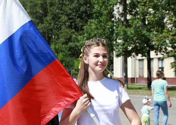 Дают 85 тысяч рублей в виде субсидии на патриотические мероприятия