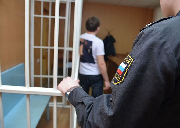 Мужчина потратил с найденной карты 10 600 рублей на продукты и сантехнику