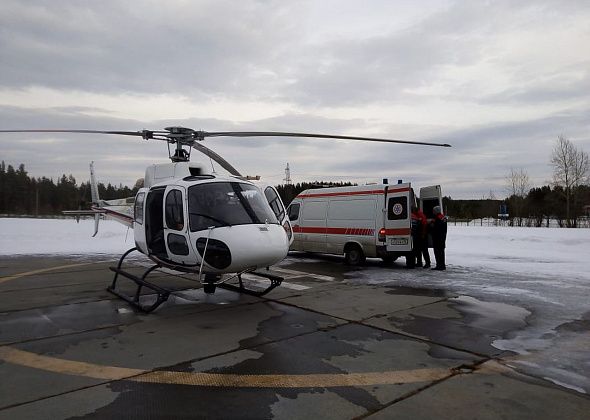 Пациентку городской больницы вертолетом госпитализировали в Екатеринбург