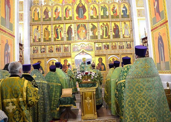 Собор Максима Исповедника отметил «свой» праздник. Помолились и за мир на Украине