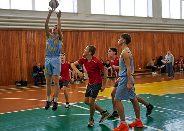 Краснотурьинцы не добились права участвовать в областном этапе баскетбольных соревнований