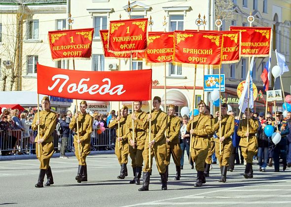 Тысячи людей, праздничное шествие и песни военных лет: Краснотурьинск отметил День Победы