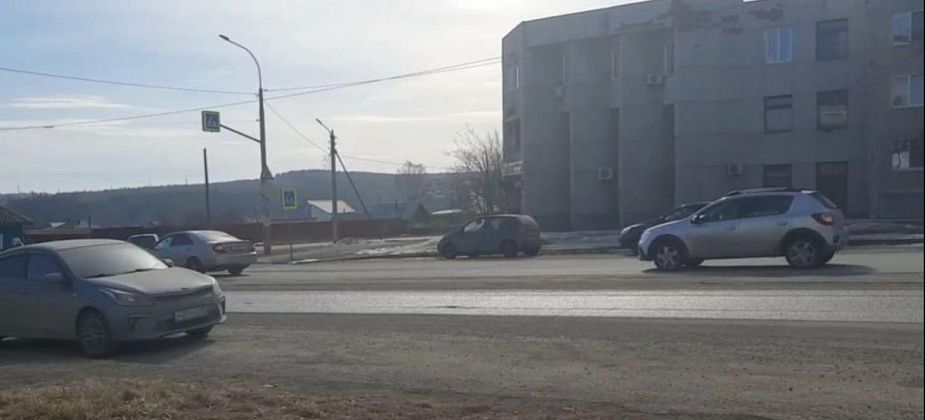 «Как только станет теплее, займемся поливом дорог»: мэр ответил на вопрос о пыли