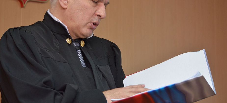 Наказали горожанина, отвесившего пощечины собственной тете