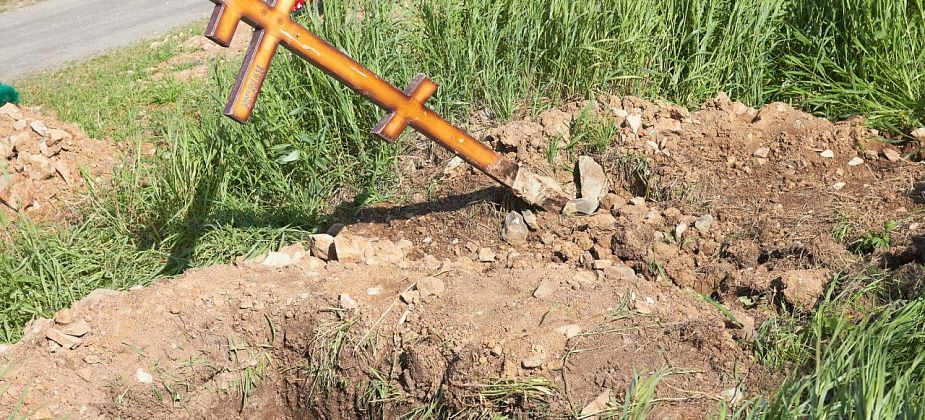 Скоро на кладбище проведут строительную проверку