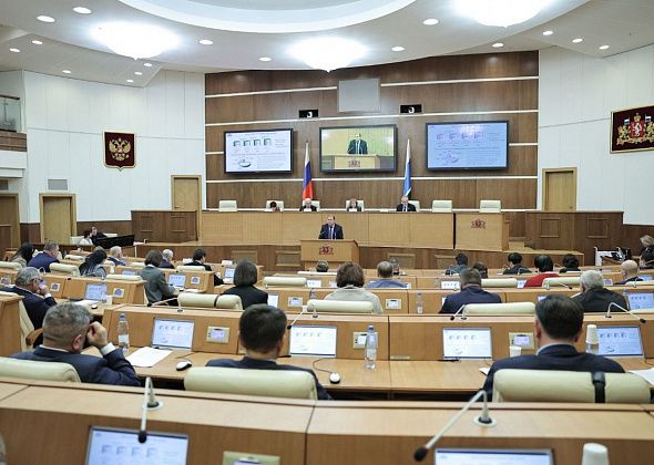 Людмила Бабушкина нацелила глав муниципальных дум на повышение качества жизни уральцев