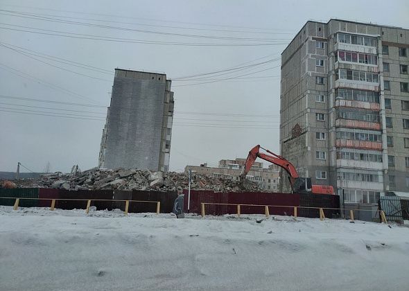 Пустовавшее почти 30 лет здание снесли