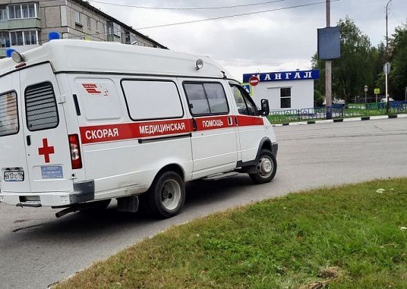 Подросток умер после падения с многоэтажки