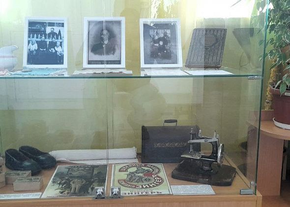 В библиотеке открыта выставка о купечестве в Турьинских Рудниках