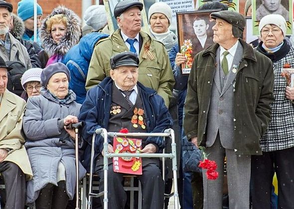 Грамотой Думы наградят трех членов Совета ветеранов
