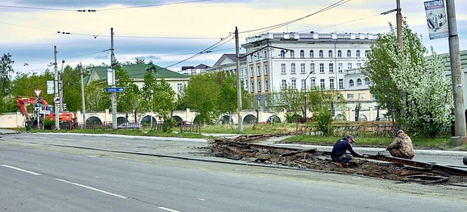 На улице Чкалова на неделю ограничат движение авто