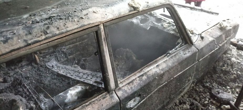 Пристрой возле типографии вспыхнул из-за неизвестных