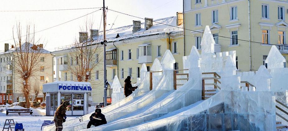 В мэрии похвалили качество льда для новогоднего городка