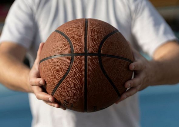 Определили победителей баскетбольного турнира школьной лиги среди юношей