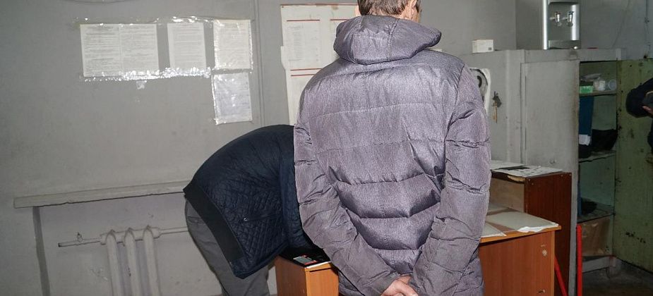 В Серове, Краснотурьинске и Карпинске искали граждан, скрывающихся от правосудия