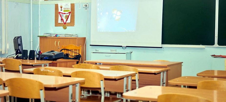 Выпускники 11 классов сдали экзамен по русскому языку. Результаты - через 1-2 недели