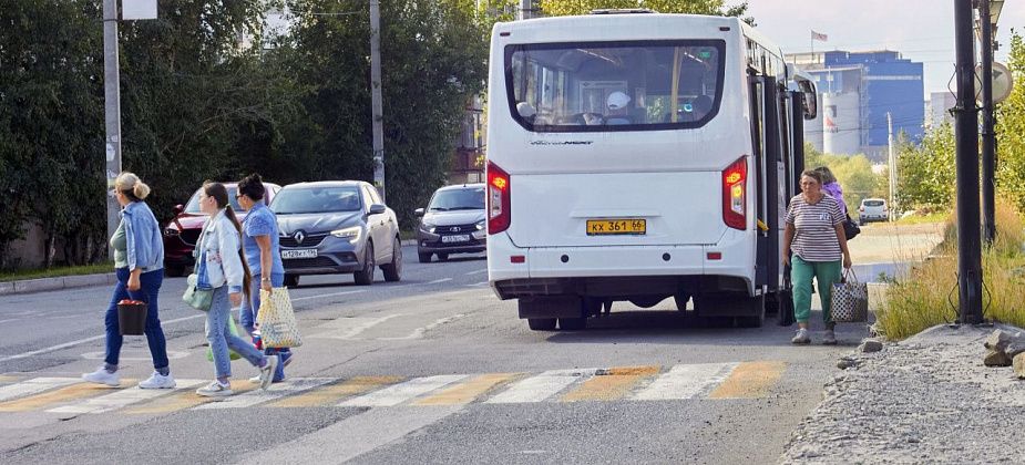 Октябрьскую закрывают для проезда. Как будут ходить автобусы
