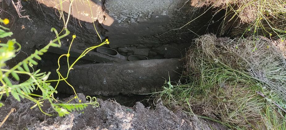 81-летняя женщина под Североуральском погибла, провалившись в старую выгребную яму. Труп извлекли, сапоги остались...