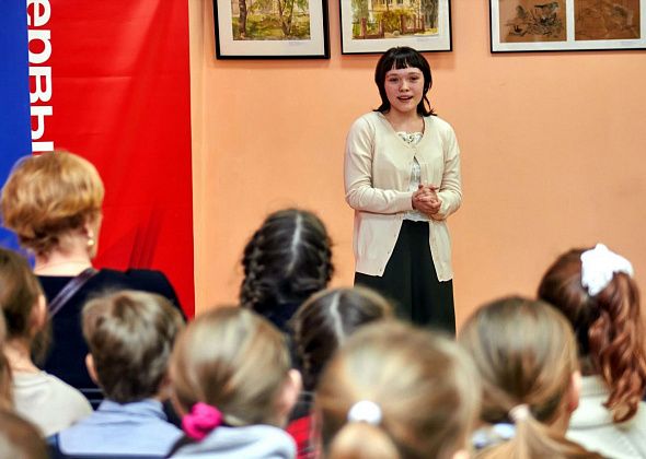 В детской библиотеке открылась выставка юной художницы Анны Уразбахтиной