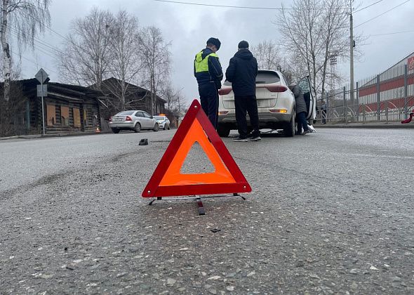 «Начал выворачивать — бу-бу-у-у-х». В ДТП в Серове попал пенсионер из Краснотурьинска