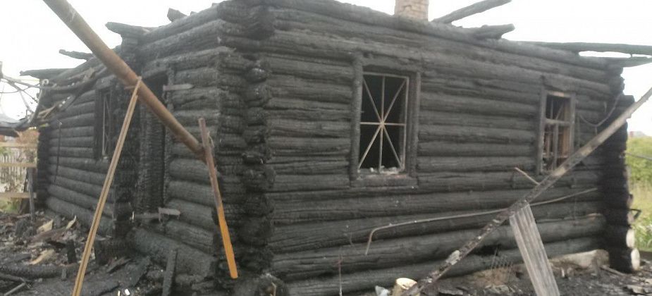 На Воронцовке сгорел жилой дом