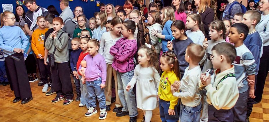 В театре прошли «Пасхальные забавы» и награждение победителей конкурса «Волшебные корабли Вселенной»