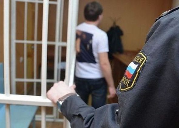 Дело против жителя Краснотурьинска, который избил женщину, прекращено. Она требовала 400 тысяч