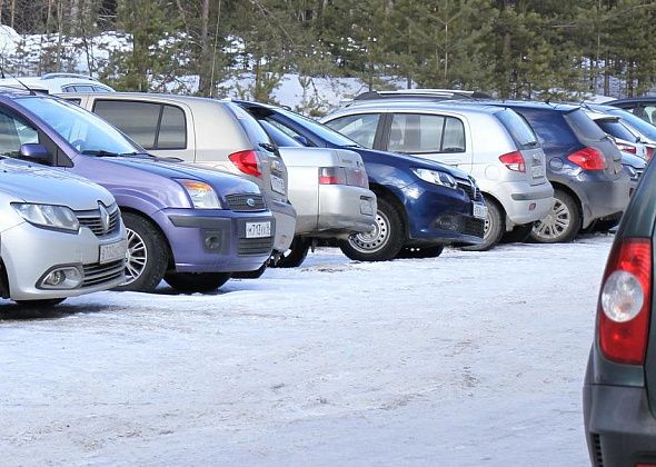 В РФ хотят разрешить экстренным службам таранить неправильно припаркованные авто