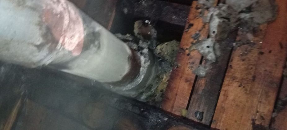Привлекли истопника, из-за которого горела баня