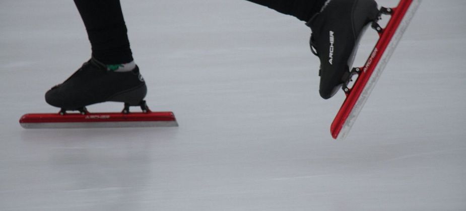 Конькобежка из Краснотурьинска завоевала три медали на первенстве области